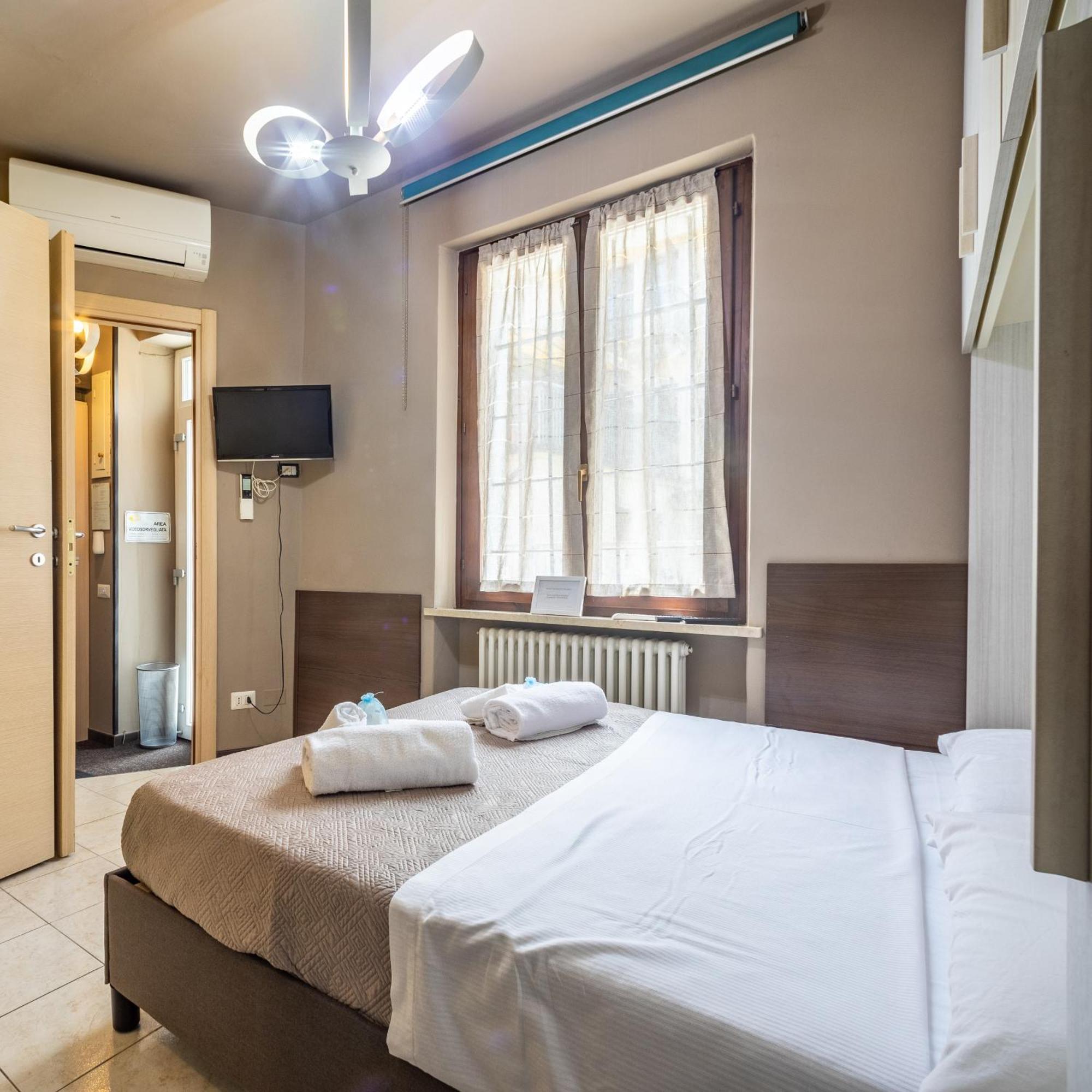 Italstay - Nuova Residenza Romeo - Affittacamere ヴェローナ エクステリア 写真